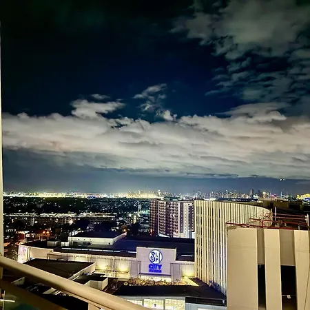 1Br Bahamas 19Th Floor, Azure Paraaque